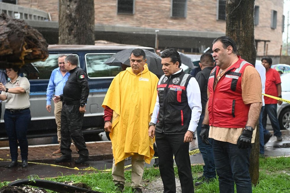 Atiende alcalde daños por intensas lluvias en Victoria