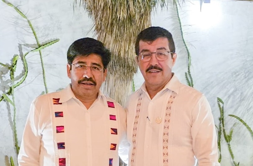 Participa rector de la UAT en reunión nacional con el jurista Hugo Aguilar