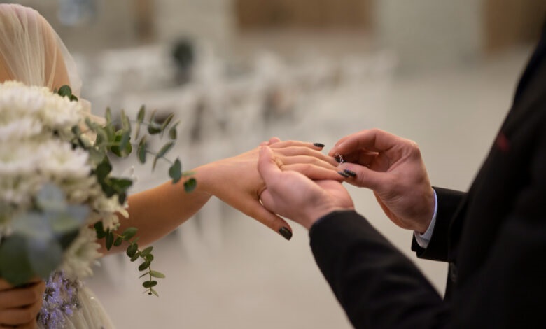 Matrimonios y divorcios disminuyen en México durante 2024